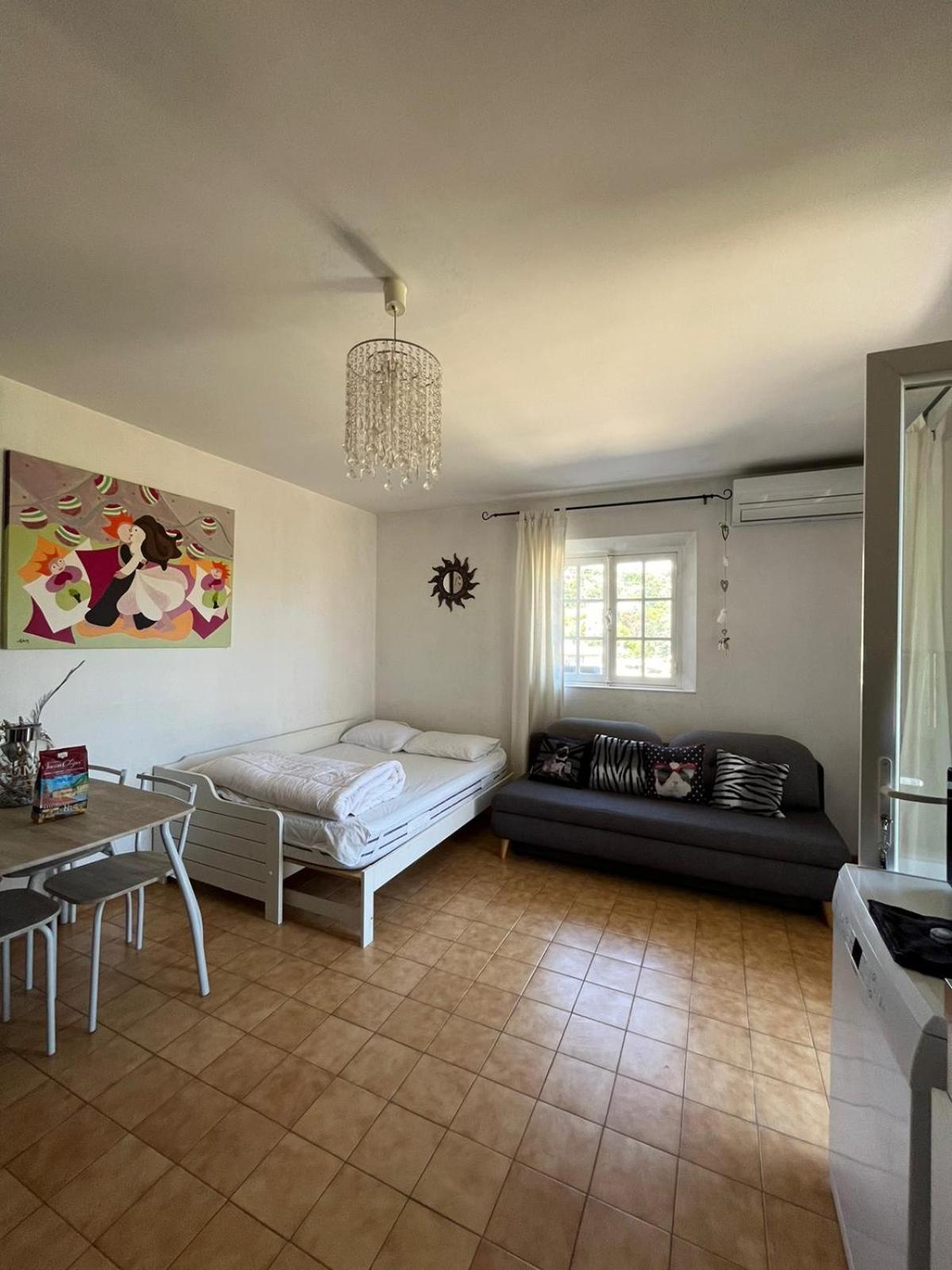 Appartement En Rez De Villa Beausite Mandelieu Eksteriør bilde